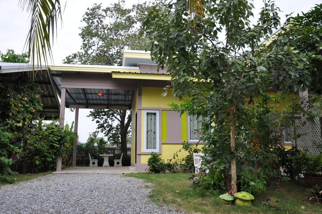 Feel Good Resort Nakhon Ratchasima Exterior photo